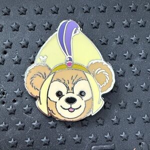 Disney Duffy Bear Enamel Pin - Aladdin hat Hidden Mickey 2013 DLR
